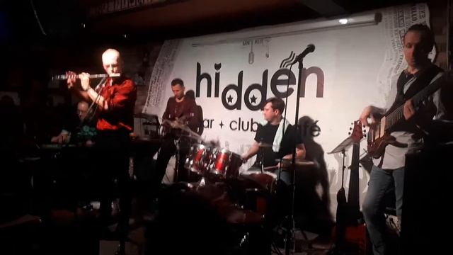 Алексей Заволокин и его группа AZART в "Hidden Bar" смотреть онлайн