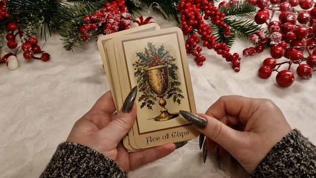 Обзор колод "Vintage Christmas tarot and oracle" смотреть онлайн