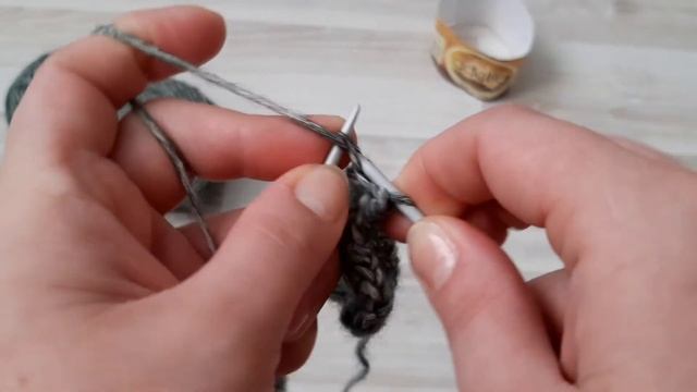 Закрытие петель спицами.Не эластичный край изделия смотреть онлайн
