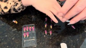 Как легко наклеить накладные ногти