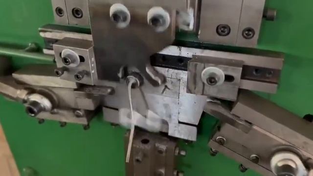 Automatic Mechanical Type S HOOK BENDING Cutting MACHINE#Станок для гибки прово?