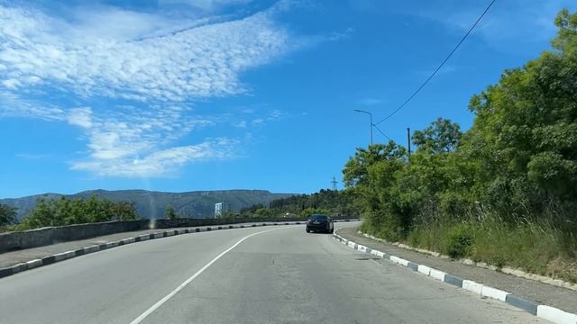 Ялта. Ул.Дражинского. Шоссе Туристов. ЮБШ. Массандра. Въезд в город. 22.05.25. Крым. Crimea. Yalta. смотреть онлайн