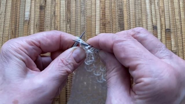 Этот узор смотрится необыкновенно красиво и привлекательно. смотреть онлайн