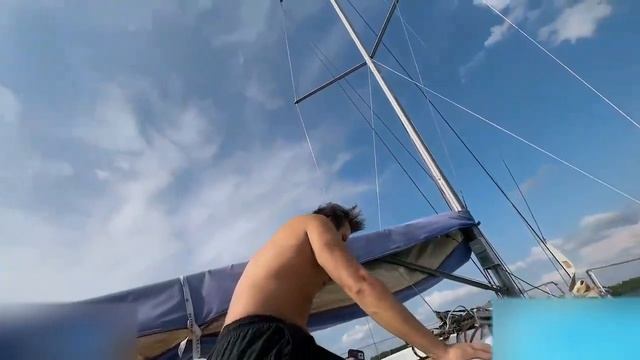 ПОСТРОИЛИ ПЛОТ И ОТПРАВИЛИСЬ В ПУТЕШЕСТВИЕ С НОВЫМ ДР?