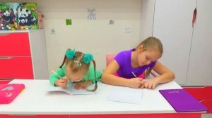 Лера будет ходить в ОЧКАХ? Мама отвела Леру к ДОКТОРУ п