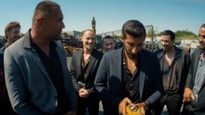 «Плейбой под прикрытием» POV scene