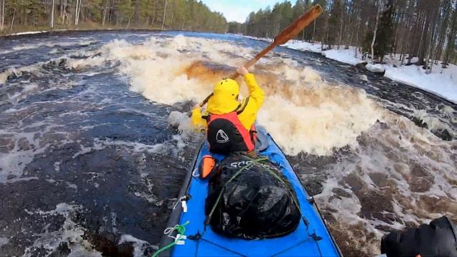Прохождение порога Корней 3 к.с на байдарке Хатанга Trave