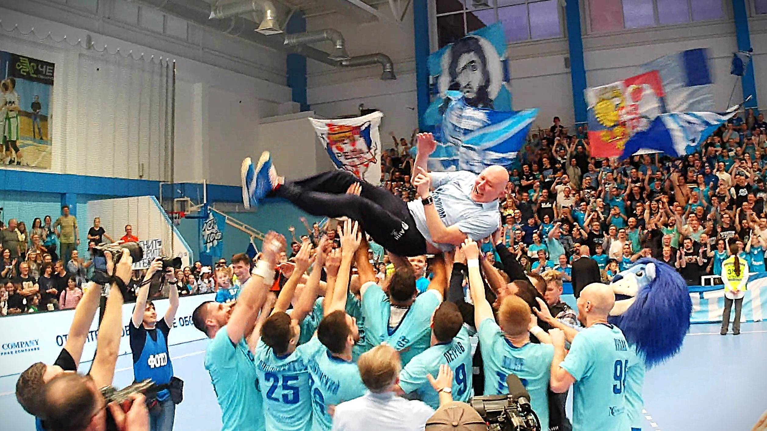 Чемпионы(1 эпизод ) Зенит-ЦСКА 28.05.2025 смотреть онлайн