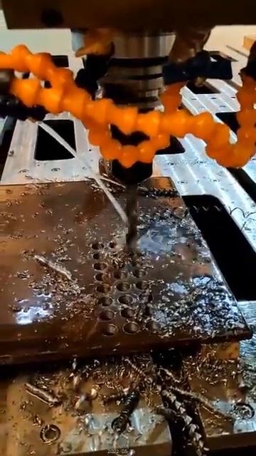 Сверление на портальном станке и Renishaw #shorts смотреть онлайн