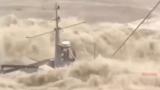В.С. Высоцкий "Корабли постоят" смотреть онлайн