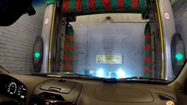 Как моют машины в Финляндии. Сколько стоит. смотреть онлайн