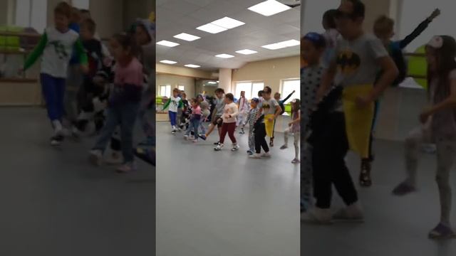 Пижамная вечеринка 💫💫💫 смотреть онлайн