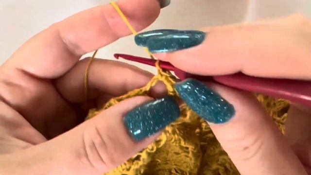 Красивейший топ в стиле БОХО ШИК! Boho chic crochet top tutorial, part 3 смотреть онлайн