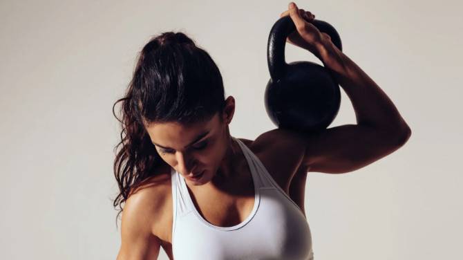 Как выбрать спортивный бюстгальтер смотреть онлайн