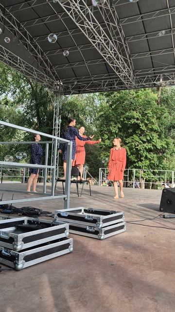 Танец"Две сестры" . до слез... смотреть онлайн