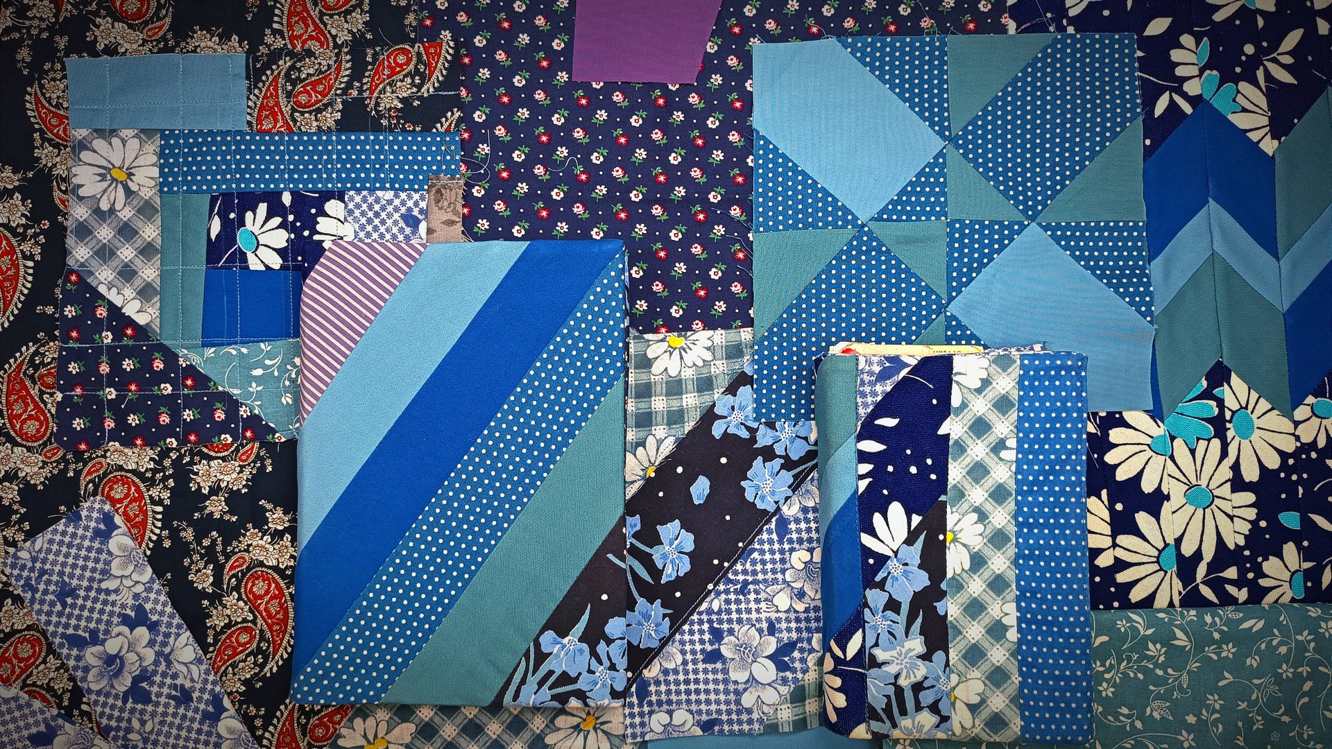 Стильно и практично из полосок и обрезков ткани. Очень простая и полезная идея!