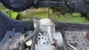 Заглох квадроцикл, причина в карбюраторе.