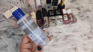 Лаки для ногтей. Использовать и выбросить. Что осталос