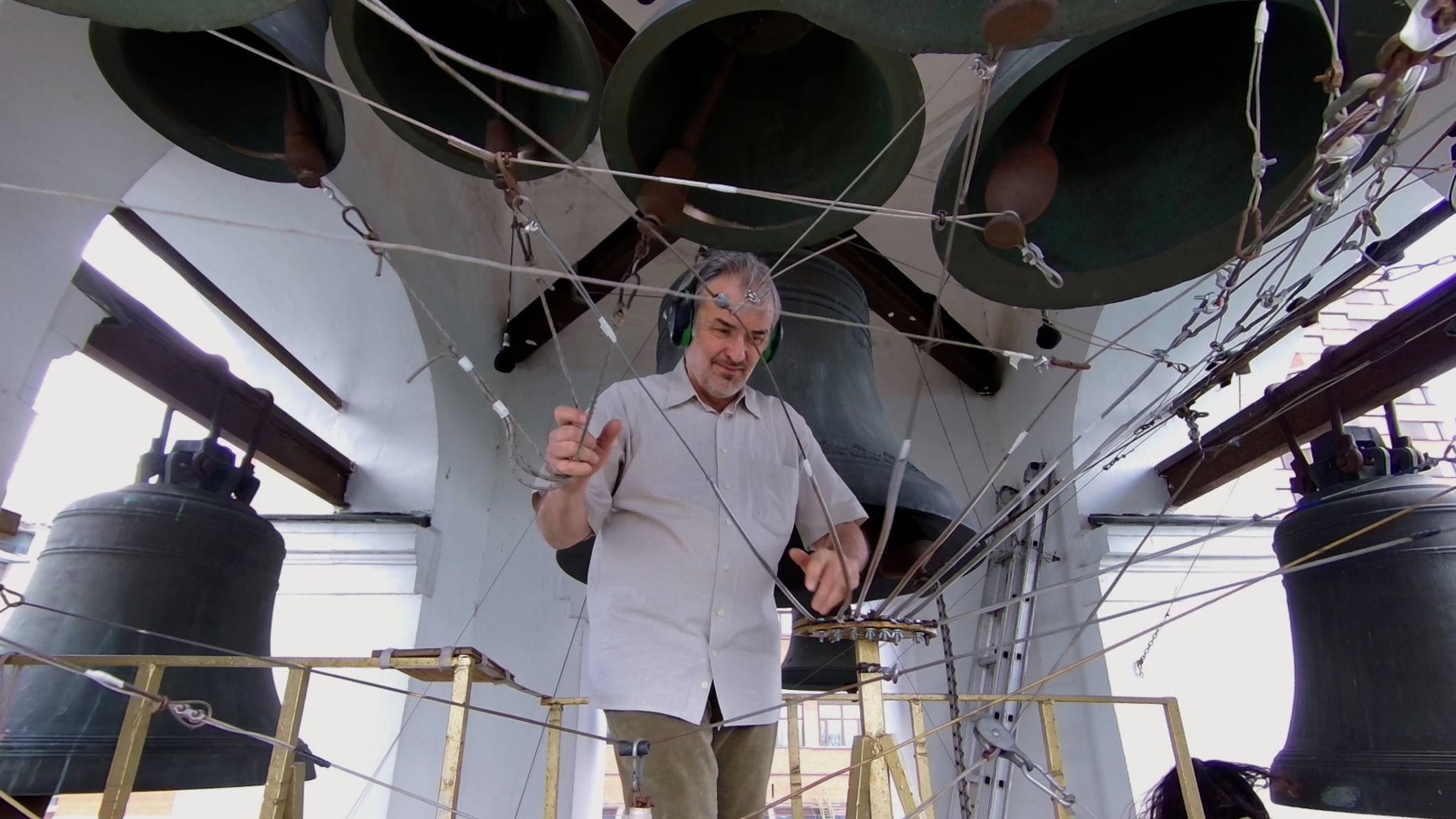 Концерт колокольных звонов в праздник Вознесения Господня на Китайском подворье 29.05.2025 смотреть онлайн