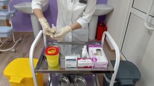 Внутримышечное введение лекарственного препарата в ягодичную мышцу