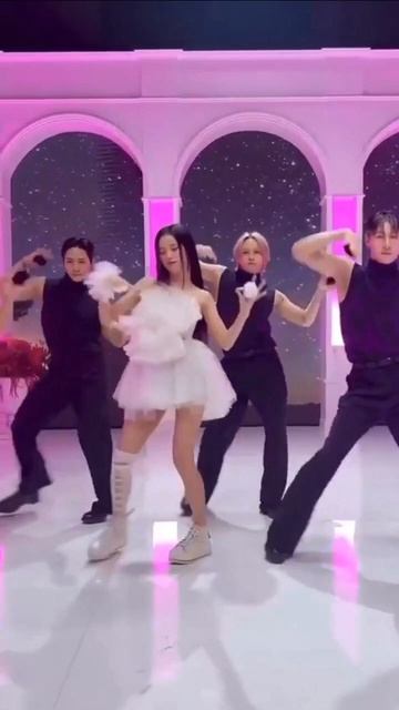 Jisoo ~ у мужлан нет прав 😇 смотреть онлайн