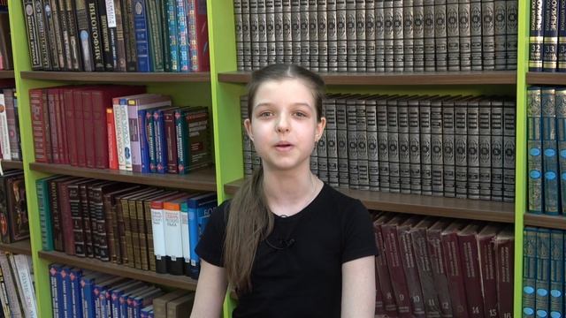 Стихотворение «Злая собака» Константин Журавлёв. Читает Анна Секиркина. смотреть онлайн