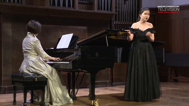 Донауди - Моя любовь. Поёт Лю Фантун