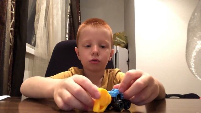 Вторая часть. Мистер Макс поставь мне лайк))