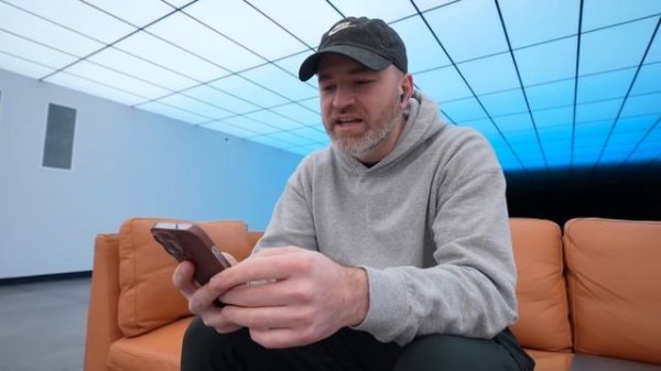 These New Earbuds Can Clean Themselves...