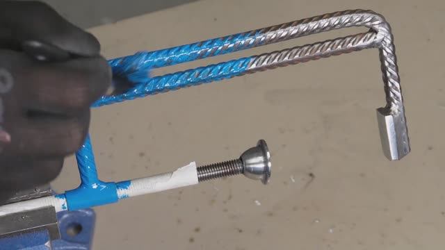 Самодельная струбцина из арматуры простая и надежная смотреть онлайн