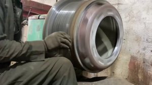 Восстановление колёсного диска грузовика. Пакистан