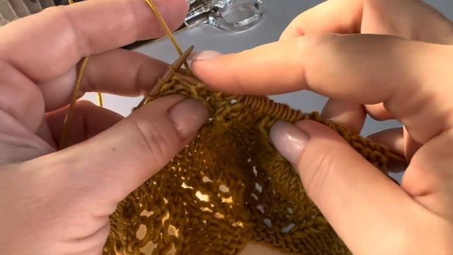 НЕВЕРОЯТНЫЙ УЗОР: ЛИСТЬЯ С ОБВИТИЕМ ! МАСТЕР-КЛАСС! ✨ BEAUTIFUL KNITTING PATTERN смотреть онлайн