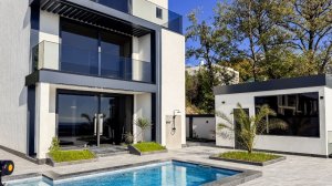 Хай-тек с красивыми видовыми