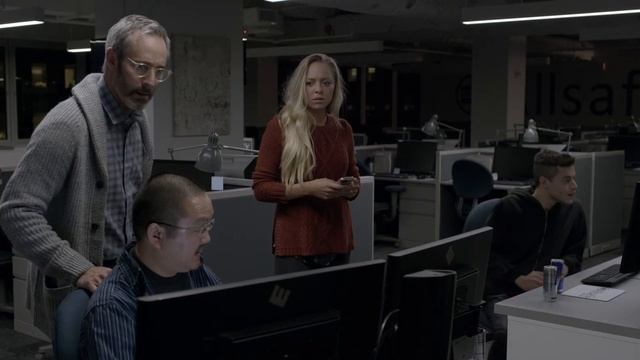 Эллиот остановил ДДоС атаку (Мистер Робот) смотреть онлайн