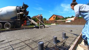 🏡ЗАЛИЛИ с ЖЕНОЙ МОНОЛИТНУЮ ФУНДАМЕНТНУЮ ПЛИТУ / СКОЛЬКО ПОТРАТИЛИ ДЕНЕГ на ВСЕ РАБОТЫ?