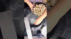 Как быстро помыть грибы в муке. #какпомытьшампиньоны #?