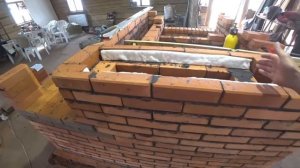 Русская печь с подтопком и двумя лежанками.