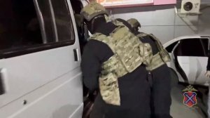 ⚡🇷🇺 Росгвардия ловит нелегальных мигрантов и преступников в Волгограде 🇷🇺🥷👊
Всё как надо 🤙