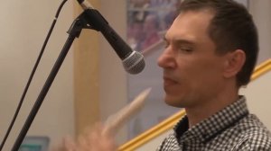 Обвитый чистой плащаницей / Песня