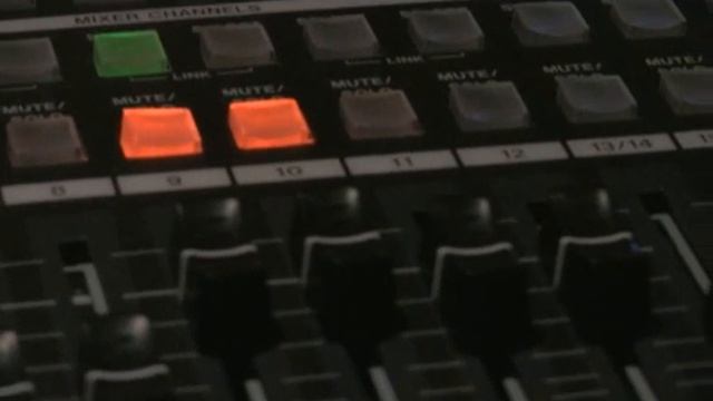 MV 8800 - tracking out 4 tracks at a time. смотреть онлайн