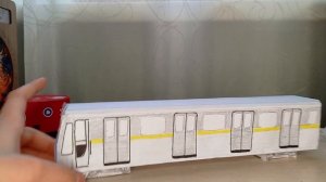 Обзор на вагон метро Яуза из бумаги!!!!!