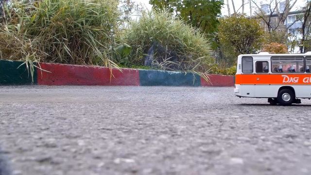 Радиоуправляемая модель Икарус 250.58 Classicbus | неодимовая