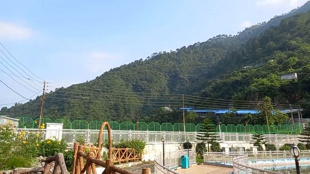 Подъем в пещерный храм Вайшно Деви, Vaishno Devi Temple, Катра. смотреть онлайн