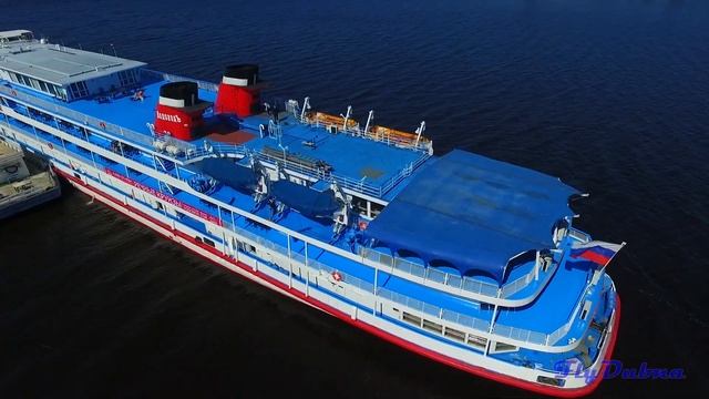 Аэросъемка Дубна с квадрокоптера. Теплоход.