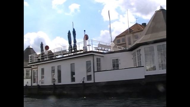 Катер в Копенгагене