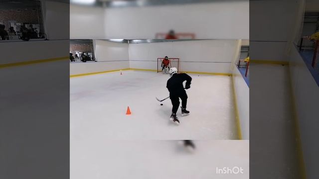 KHV #107 Маневрирование и контроль шайбы Хоккеиста 8 лет /