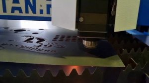 Станок лазерной резки металла с ЧПУ