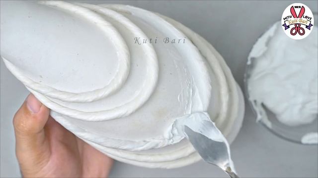 Stylish plastic bottle flower vase || Flower vase making with cement || Best out of waste смотреть онлайн