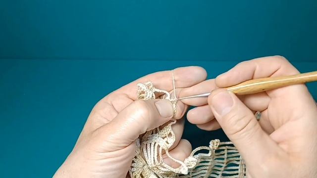 Овальная Салфетка крючком.  Третья часть. Очередной ше