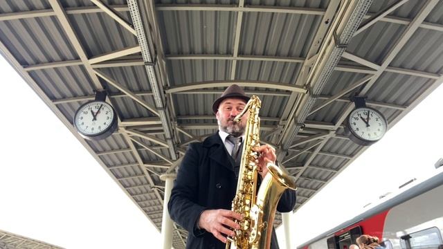 🎷 смотреть онлайн